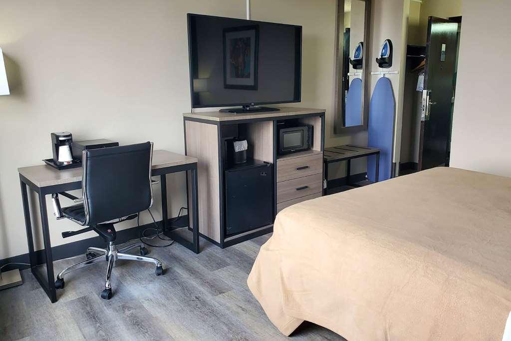 Baymont By Wyndham Laredo Hotel Quarto foto